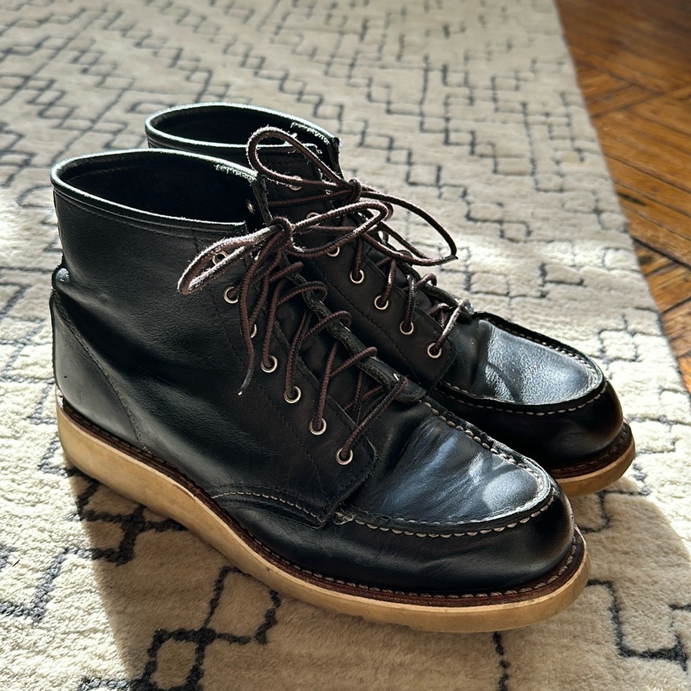 Women’s Red Wing Boots - Black